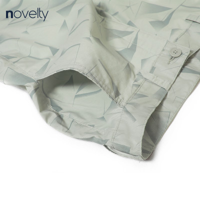 Quần short Khaki nam Novelty in họa tiết 2101370