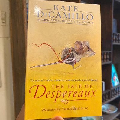 Sách - The Tale of Despereaux by Kate DiCamillo | Fantasy Fiction for Childrens / Ngoại văn