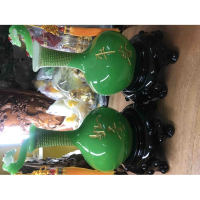 Cặp Bình Hoa Phú Quý Phong Thủy Xanh Lá có Cây Như Ý trên miệng bình size cao 35cm đk 20cm hợp Anh Chị mệnh Mộc Hỏa trưng phòng khách tượng trưng cho điều may mắn và sung túc ạ