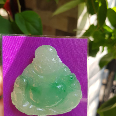 Mặt Dây Chuyền Nam Đẹp Phật Di Lặc Ngồi Cầm Thỏi Vàng Cười tươi 100% đá cẩm thạch tự nhiên Màu trắng bóng cả tượng điểm xanh lý quá đẹp giữa bụng thỏi tiền vàng  Size Ngang 48mm x Cao 48mm x Dầy 9mm mệnh Thủy Mộc đeo may mắn ạ