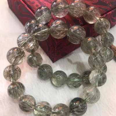 VÒNG NAM VIP 14,5LY  ĐÁ THẠCH ANH TÓC XANH TRONG THẲNG MƯỢT SANG ĐẲNG CẤP  HỢP CÁC ANH MỆNH MỘC HỎA THỦY