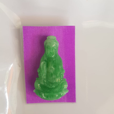Mặt dây chuyền Nữ Phật Quan Âm Ngồi đẹp đá ngọc cẩm thạch tự nhiên đẹp Size vừa nhỏ Cao 40mm x N20mm x S6mm Màu xanh lý đều bóng đẹp các Chị về bọc vàng đeo đẹp ạ