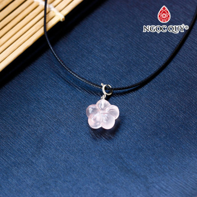 Mặt dây chuyền hoa 5 cánh đá pha lê hồng cao cấp - Ngọc Quý Gemstones