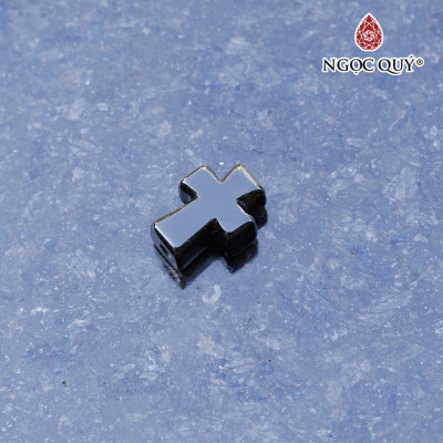 Mặt dây chuyền thánh giá xỏ ngang đá thạch anh đen mệnh thủy, mộc - Ngọc Quý Gemstones