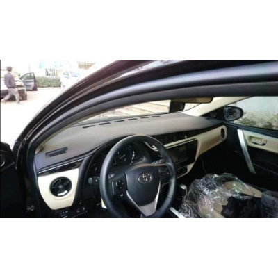 Thảm Taplo Da Vân Carbon Xe Suzuki Ertiga 2018 2019 2020 hàng cao cấp