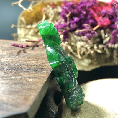 Mặt Phật Bà đứng Cẩm Thạch sơn thủy cao cấp