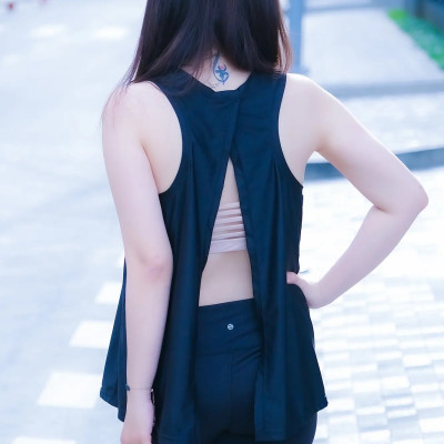 Combo Thể Thao LMcation - Áo Thun Josie & Quần Dài Phối Lưới Venus - Màu Đen