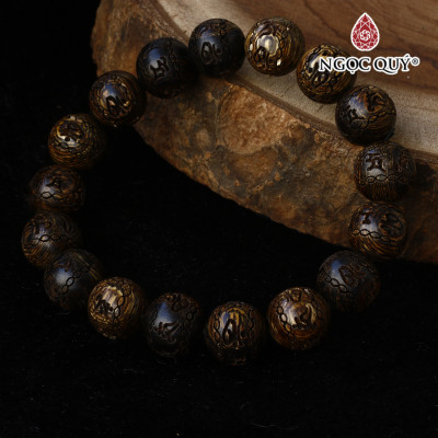 Vòng trầm sánh tròn khắc lục tự minh chú 12mm - Ngọc Quý Gemstones