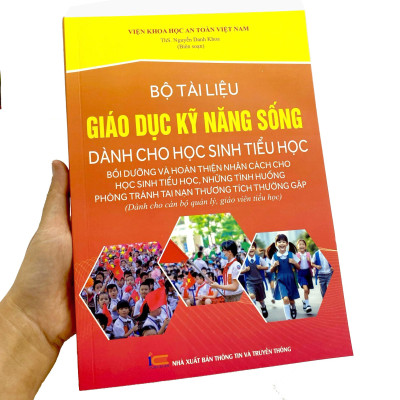 Sách - Bộ Tài Liệu Giáo Dục Kỹ Năng Sống Dành Học Sinh Tiểu Học