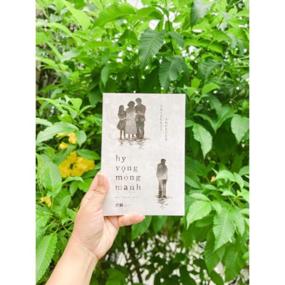 Sách Hy vọng mong manh - Nhã Nam - BẢN QUYỀN