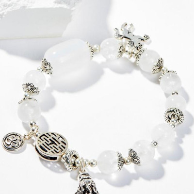 Vòng Tay Phong Thủy Nữ Đá Thạch Anh Ưu Linh Trắng Phối Charm Kỳ Lân Bạc (8mm) Mệnh Kim, Thủy Ngọc Quý Gemstones