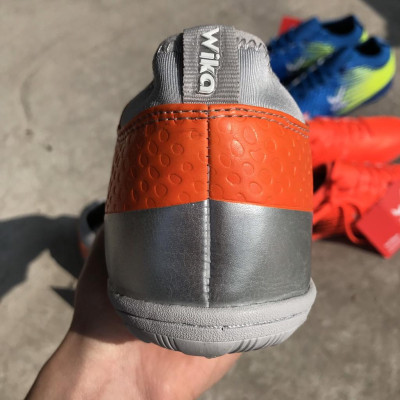 Hot Một đôi giày thể thao đá bóng cao cấp Xám Flash 2022