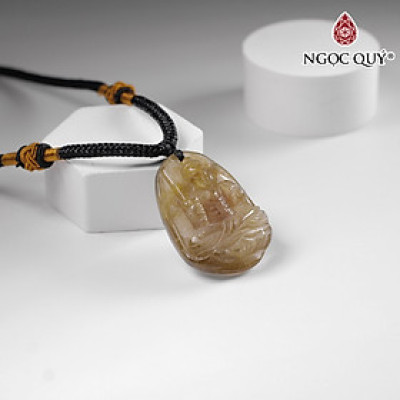Mặt dây chuyền Bất Động Minh Vương đá thạch anh tóc vàng 25x35mm mệnh thủy, kim - Ngọc Quý Gemstones