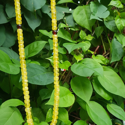 Sợi Dây Chuỗi Đeo Cổ Hổ Phách Bánh Xe Vàng Anh trang sức phong thủy quý hiếm sang đẹp 7mm 100% qua sự hóa thạch nhựa cây thông cổ đại quý giá và có giá trị cao  Rất hợp mệnh kim, thổ, thủy tốt sức khỏe,may mắn khó có loại đá nào sánh kịp ạ