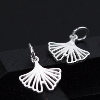 Combo 5 cái charm bạc hình đuôi cá treo - Ngọc Quý Gemstones