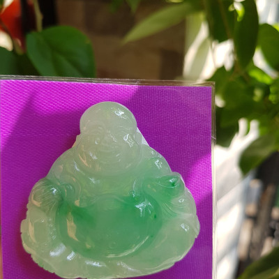 Mặt Dây Chuyền Nam Đẹp Phật Di Lặc Ngồi Cầm Thỏi Vàng Cười tươi 100% đá cẩm thạch tự nhiên Màu trắng bóng cả tượng điểm xanh lý quá đẹp giữa bụng thỏi tiền vàng  Size Ngang 48mm x Cao 48mm x Dầy 9mm mệnh Thủy Mộc đeo may mắn ạ