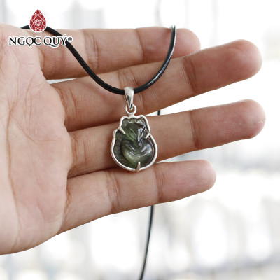 Mặt dây chuyền hồ ly sapphire bọc bạc mệnh thủy, mộc - Ngọc Quý Gemstones
