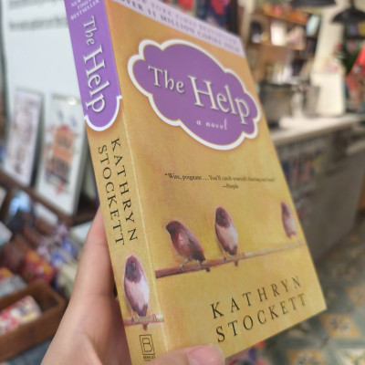 Sách - The Help by Kathryn Stockett - The #1 New York Times bestselling novel