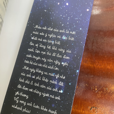 VẼ EM BẰNG MÀU NỖI NHỚ – Tâm Phạm – BÁCH VIỆT (bìa mềm)