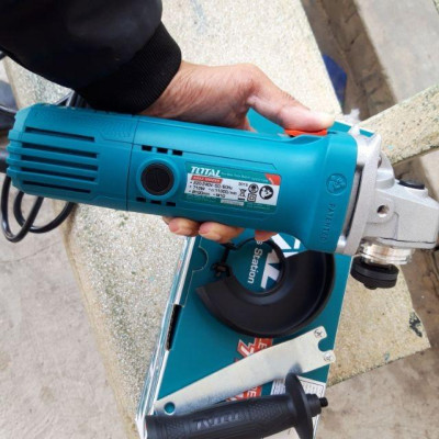 MÁY MÀI GÓC 710W 100MM TOTAL TG1071006 - HÀNG CHÍNH HÃNG