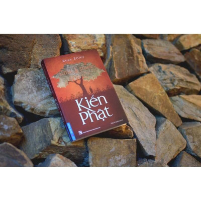 Sách - Combo Kiến Phật + Thức tỉnh điều vô hình - FirstNews