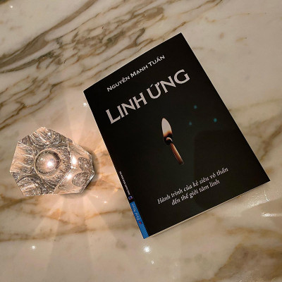 Sách - Linh Ứng - Hành Trình Của Kẻ Siêu Vô Thần Đến Thế Giới Tâm Linh