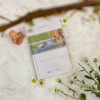 COMBO Sách: Minh triết mỗi ngày + Thơ và Ý Đạo + Trở về nguồn cội