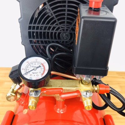 MÁY NÉN KHÍ CÓ DẦU 4HP, 36L (3000W) BTEC BT4036-HÀNG CHÍNH HÃNG (LÊN HƠI SIÊU NHANH, 100% DÂY ĐỒNG)