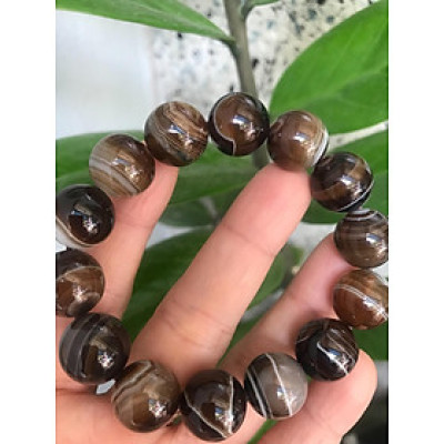 CHIẾC VÒNG MÃ NÃO VÂN VẰN MÀU  VÀNG NÂU ĐẤT  SẬM ĐẸP SIZE  14MM NAM MẠNG THỔ  GỒM 14 HẠT ĐẸP