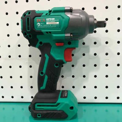 MÁY SIẾT BULOONG KHÔNG CHỔI THAN DÙNG PIN 20V/4.0AH (KHÔNG KÈM SẠC, PIN) DCA ADPB488Z - HÀNG CHÍNH HÃNG