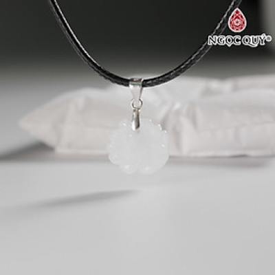 Mặt dây chuyền hồ ly đá cẩm thạch type A 16mm mệnh hỏa mộc - Ngọc Quý Gemstones