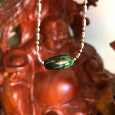 DÂY CHUYỀN LU THỐNG DÀI ĐẸP SIZE HẠT 19MM X 14MM MÀU XANH ĐẬM NHẠT BÓNG ĐẸP 100% ĐÁ CẨM THẠCH TỰ NHIÊN NỮ ĐEO XINH ĐẸP Ạ