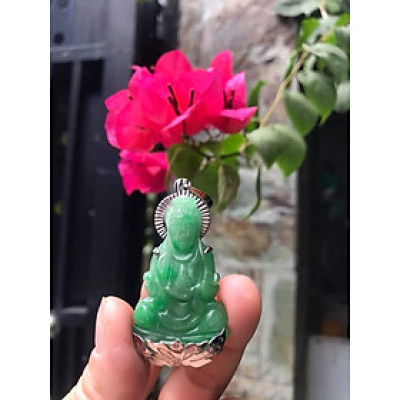 MẶT DÂY CHUYỀN NỮ PHẬT QUAN ÂM MÀU XANH NHẸ NHẸ BỌC INOX  CHẤT LIỆU ĐÁ CẨM THẠCH TỰ NHIÊN ĐẸP  Size Cao 48mm x Ngang 27mm x Dầy 7mm