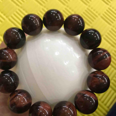 CHIẾC VÒNG ĐÁ MẮT HỔ ĐỎ NÂU TỰ NHIÊN CUNG SANH 16LY NAM MẠNG HỎA THỔ KIM