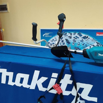 MÁY CẮT CỎ DÙNG PIN 18V X2 1.0 KW MAKITA DUR369AZ (KHÔNG KÈM PIN VÀ SẠC) - HÀNG CHÍNH HÃNG