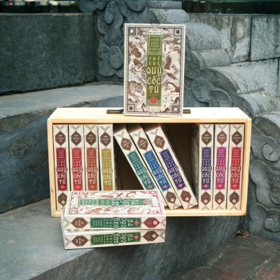 Boxset Chiến quốc tung hoành Thế cục Quỷ Cốc Tử - trọn bộ 13 cuốn hộp gỗ phiên bản giới hạn