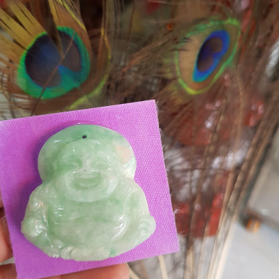 Mặt dây chuyền Nam Phật Di Lặc Tròn Cười Vui Đá Cẩm Thạch Tự Nhiên Trắng Xanh Ngọc Nhẹ đều đẹp  Size N44mm x C45mm x S7mm Nam mệnh Kim Thủy bọc vàng đeo đẹp ạ