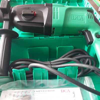 Máy đục (khoan) 720W  DCA AZC05-26B