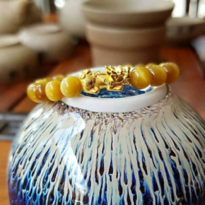 Vòng tay phong thủy đá Mắt Hổ Vàng Nâu 8 Ly Mix Tỳ Hưu Bạc Mạ Vàng 24K