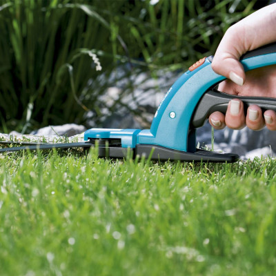 Kéo tỉa cỏ cầm tay Gardena 08733-20