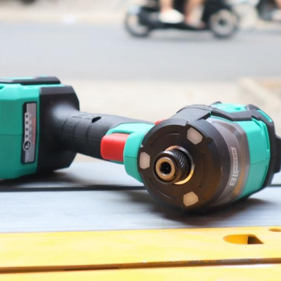 MÁY SIẾT VÍT KHÔNG CHỔI THAN DÙNG PIN DCA ADPL208Z (KHÔNG KÈM PIN VÀ SẠC) - HÀNG CHÍNH HÃNG