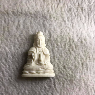 MẶT DÂY CHUYỀN PHẬT BÀ MÀU TRẮNG SIZE 34MMX22MM