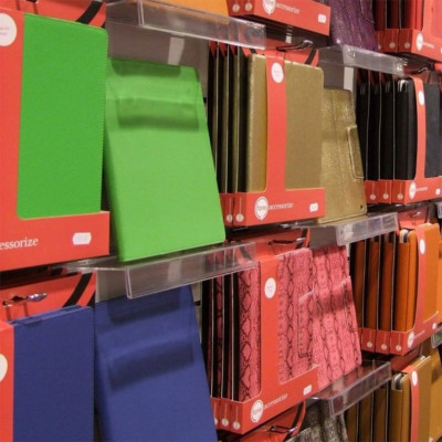 Kệ Mica có khe gắn bảng giá cài tấm SMLIFE Slatwall