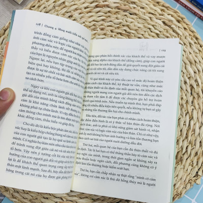 Sách Tuổi Thơ Êm Đềm Là Vốn Liếng Tâm Lý Một Đời