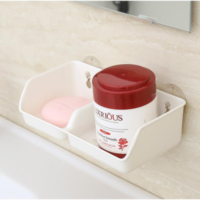 Giá đựng mút rửa chén 2 ngăn Sanada, kèm núm hít được làm bằng Silicon cao cấp có độ mềm dẻo cao nên hít rất chắc chắn - nội địa Nhật Bản 