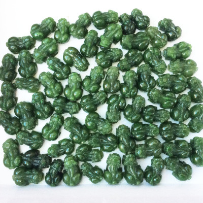 Tỳ Hưu đá Ngọc bích(Nephrite)