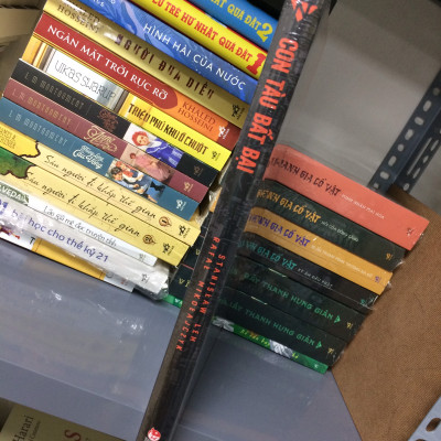 CON TÀU BẤT BẠI