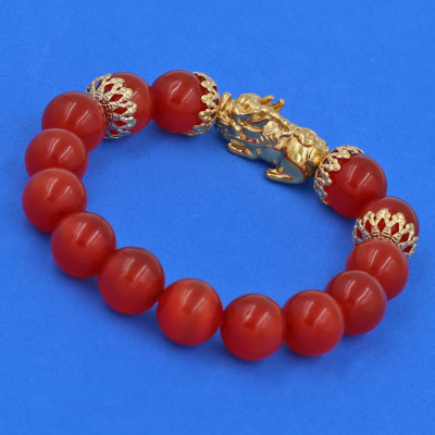 Vòng chuỗi đeo tay Đá Mắt Mèo Đỏ 12 ly -  cẩn Tỳ Hưu Phong Thủy Chiêu Tài Lộc inox vàng VMEOTHBKV12