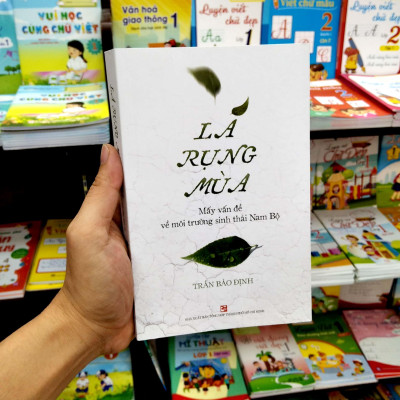 Lá Rụng Mùa
