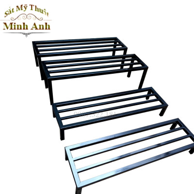 Kệ kê chậu cây Dài 80-90 cm. Rộng 20-25-30cm. Cao 10-15-20-25-30cm. Hộp thép 2*2cm. 2 nan phụ ( Hàng Chính Hãng )